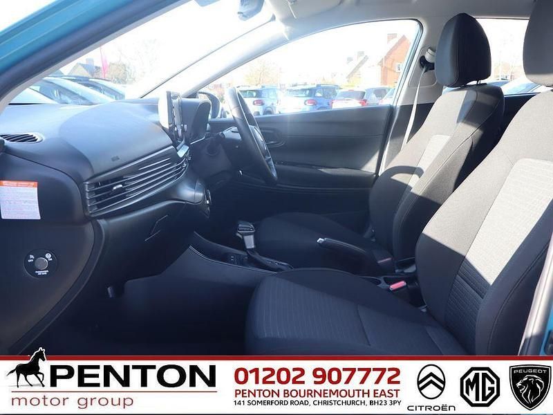 Used Hyundai i20 SE 99 HP (72 kW) 2022 Blue Hatchback