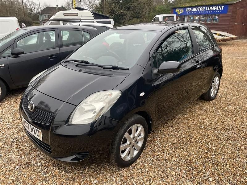 Black Used 2007 Toyota Yaris Hatchback | £1,995 (Expensive) - Image 1/4