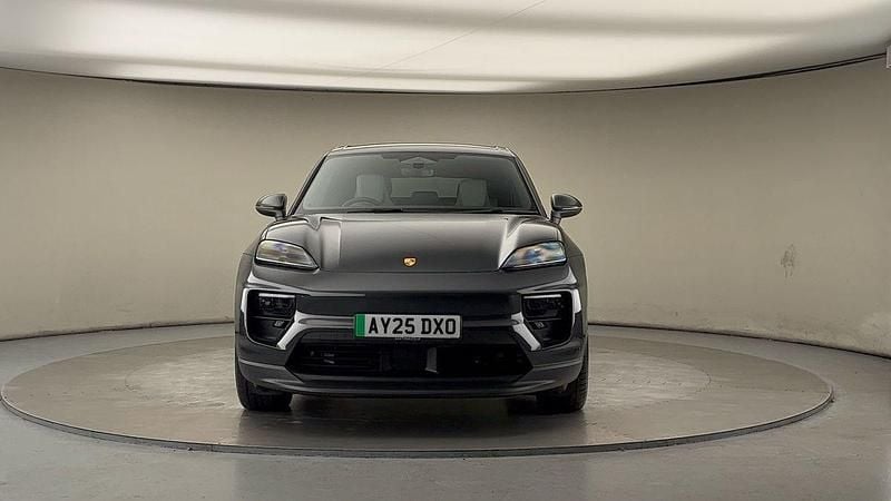 Used Porsche Macan 330 kW (449 HP) 2025 Black SUV