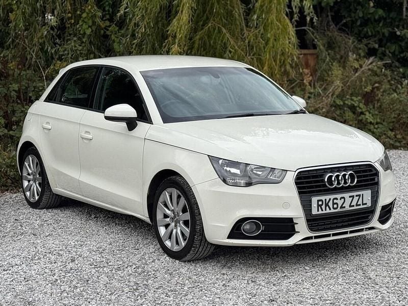Used Audi A1 Sportback Sport 105 HP (77 kW) 2012 White Hatchback