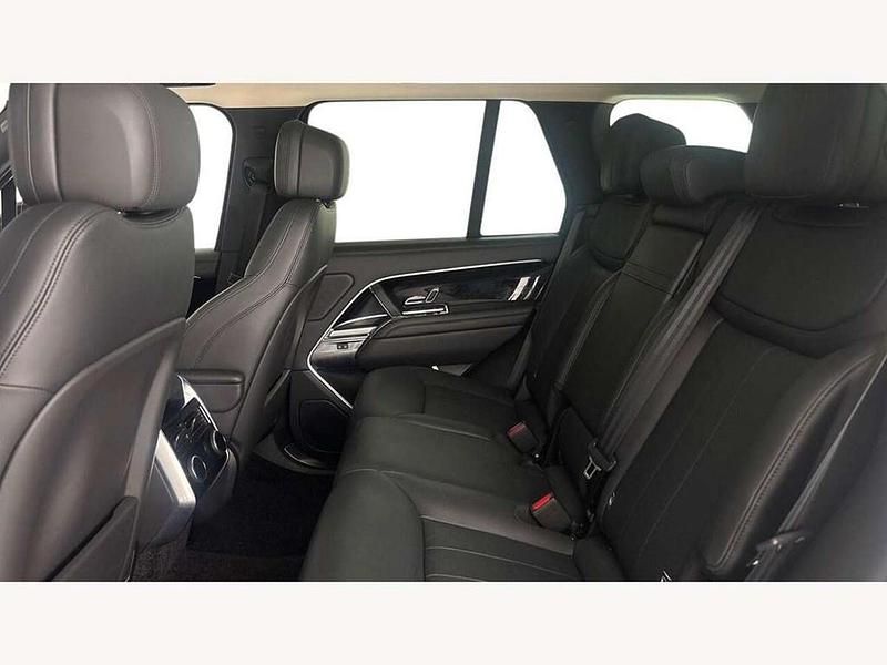 Gebraucht Land Rover Range Rover HSE 460 PS (338 kW) 2024 Silber SUV