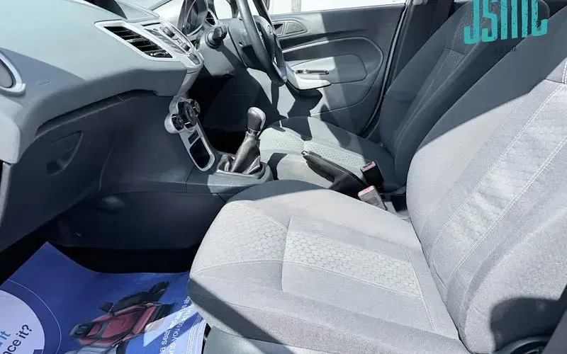 Used Ford Fiesta Zetec 82 HP (60 kW) 2012 Hatchback