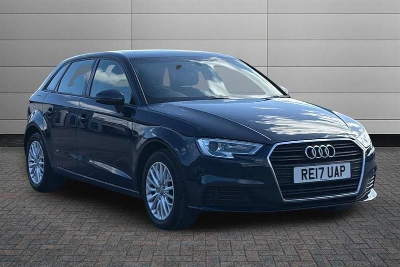 Used Audi A3 Design 110 HP (80 kW) 2017 Cosmos blue Hatchback