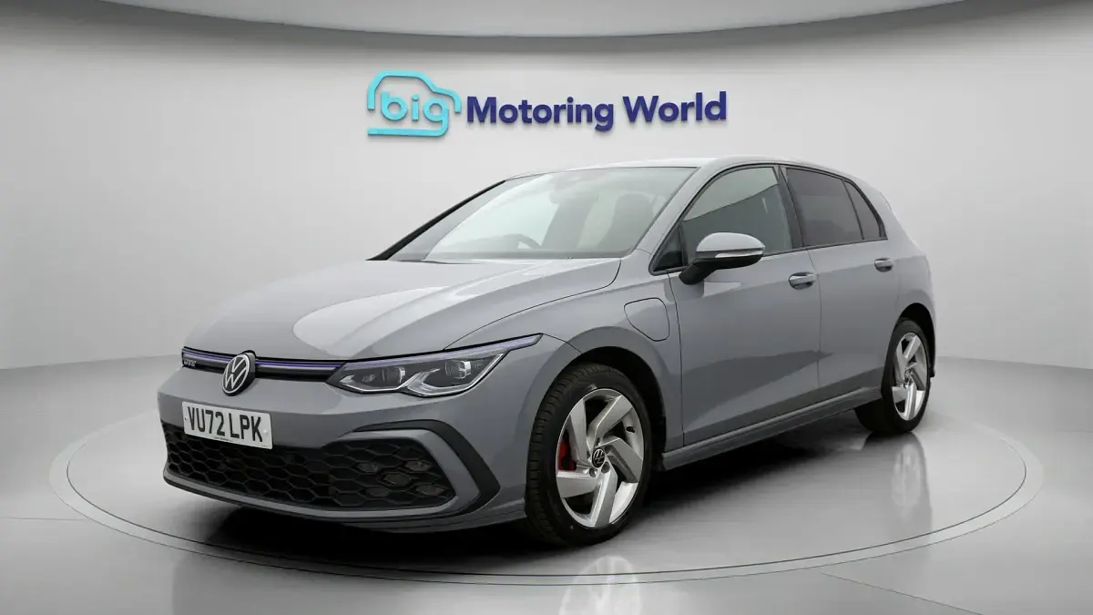 Used VW Golf VIII GTE 245 HP (180 kW) 2022 Grey Hatchback