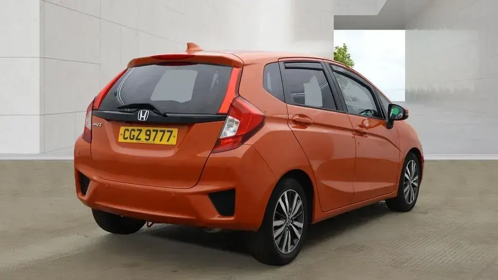 Used Honda Jazz EX 102 HP (75 kW) 2016 Orange Hatchback