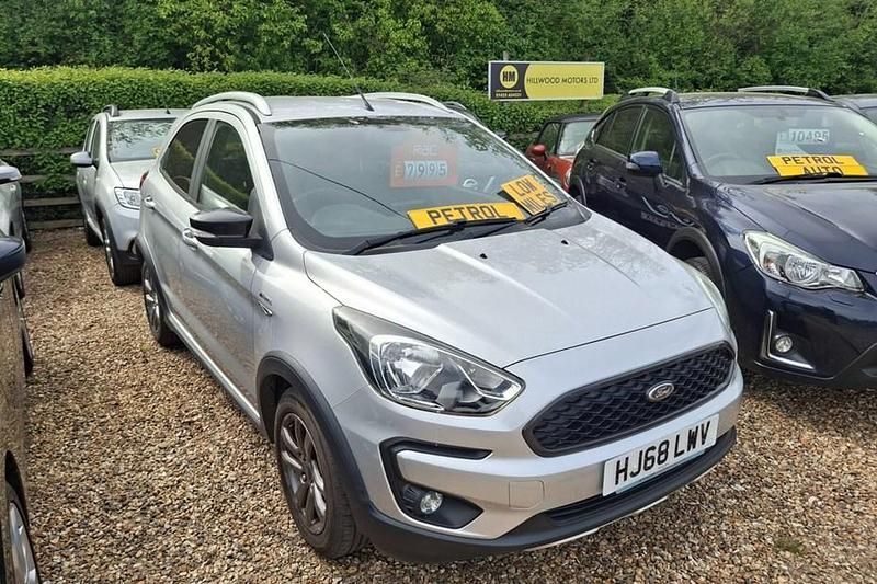 Usado Ford Ka Plus Active 85 HP (62 kW) 2018 Prateado Citadino
