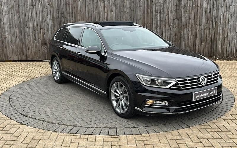 Used 2020 VW Arteon R-line Hatchback | £16,299 (Good price) - Image 1/4