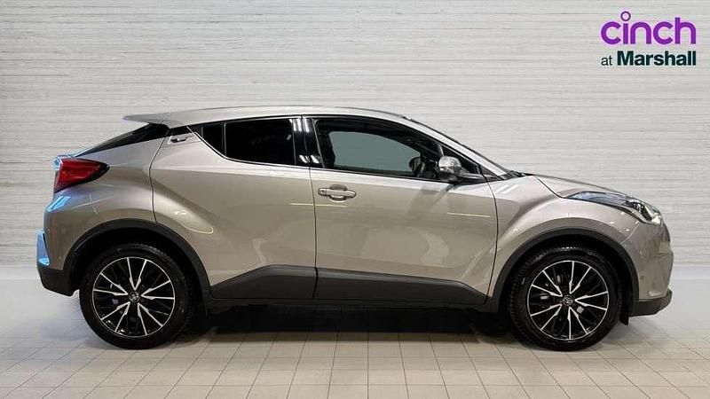 Used Toyota C-HR 116 HP (85 kW) 2018 Silver SUV