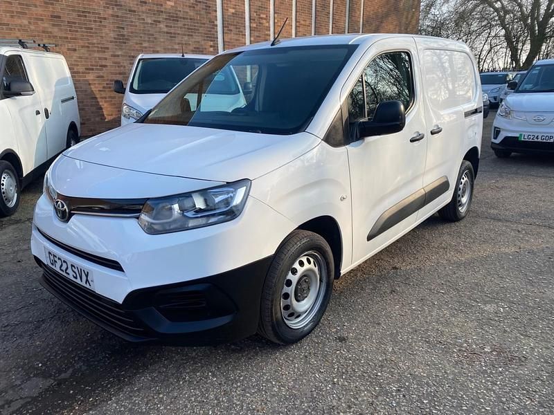 Used Toyota Proace Active 2022 White MPV