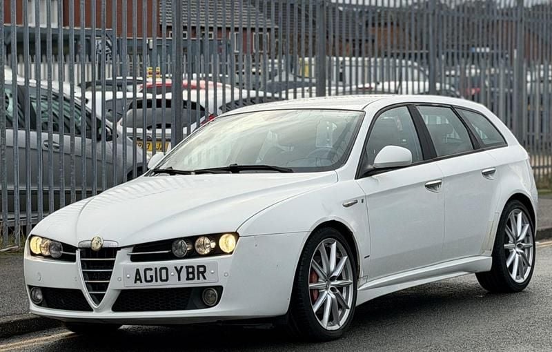 Used Alfa Romeo 159 Lusso 2014 White Estate