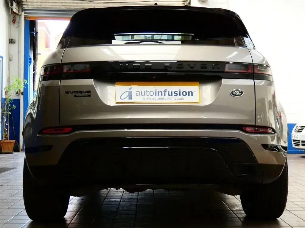 Gebraucht Land Rover Range Rover evoque Autobiography 309 PS (227 kW) 2022 Braun SUV