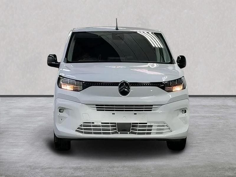 Usado Citroën Berlingo 130 HP (95 kW) 2024 Branco Monovolume
