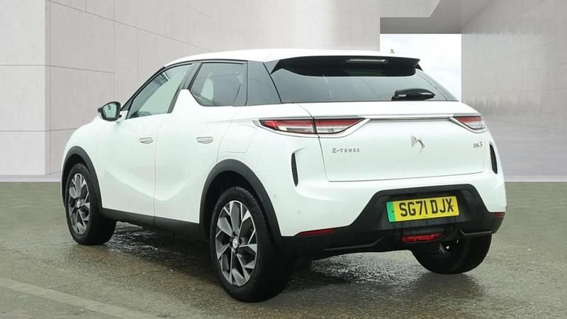 Used DS Automobiles DS3 Crossback Ultra Prestige 100 kW (136 HP) 2021 White SUV