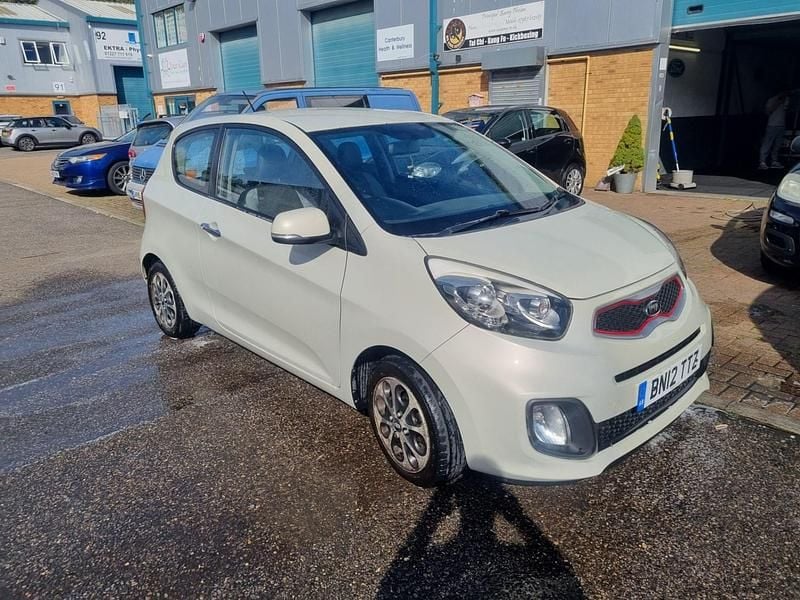 Beige Used 2012 Kia Picanto 2 Hatchback | £2,195 (Fair price) - Image 1/4