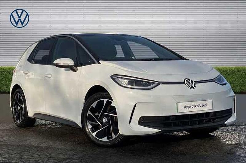 Used VW ID.3 Pro 150 kW (204 HP) 2025 White Hatchback