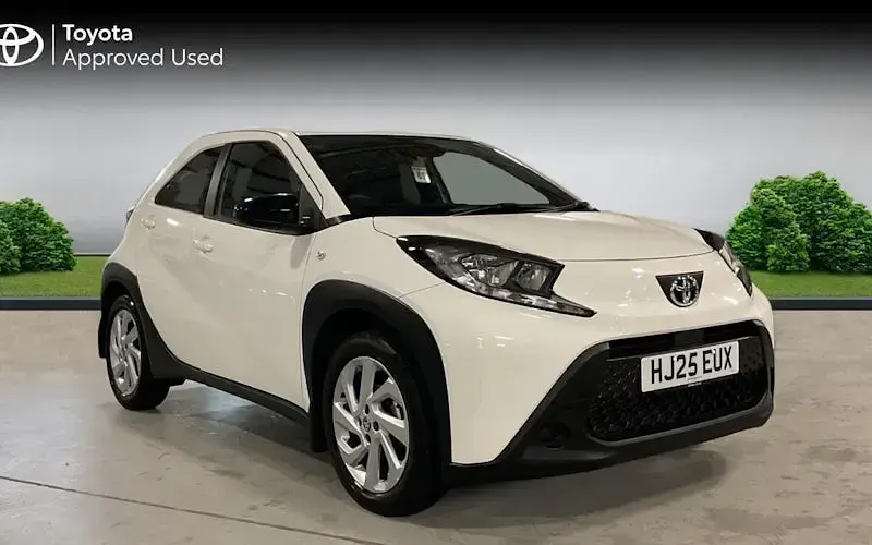 Usado Toyota Aygo X PURE 72 HP (52 kW) 2025 SUV