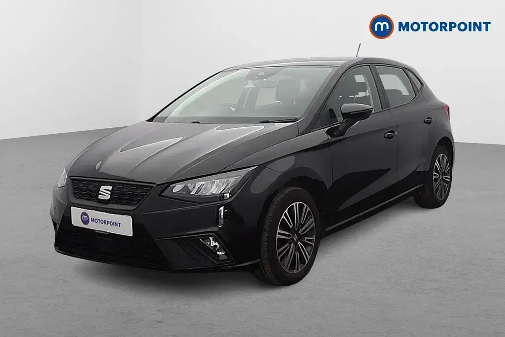Usado Seat Ibiza SE Technology 2023 Negro Utilitario