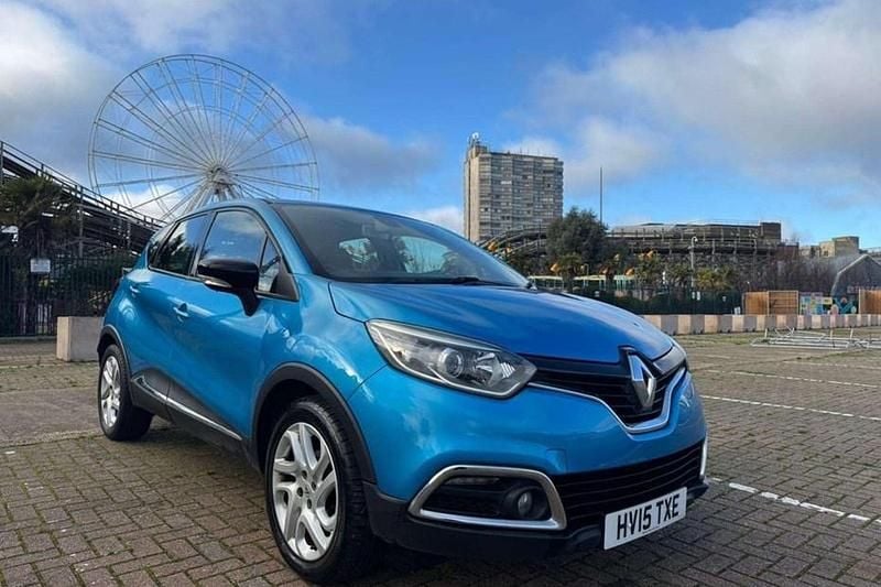 Blue Used 2015 Renault Captur Dynamique SUV | £3,695 (Super price) - Image 1/1