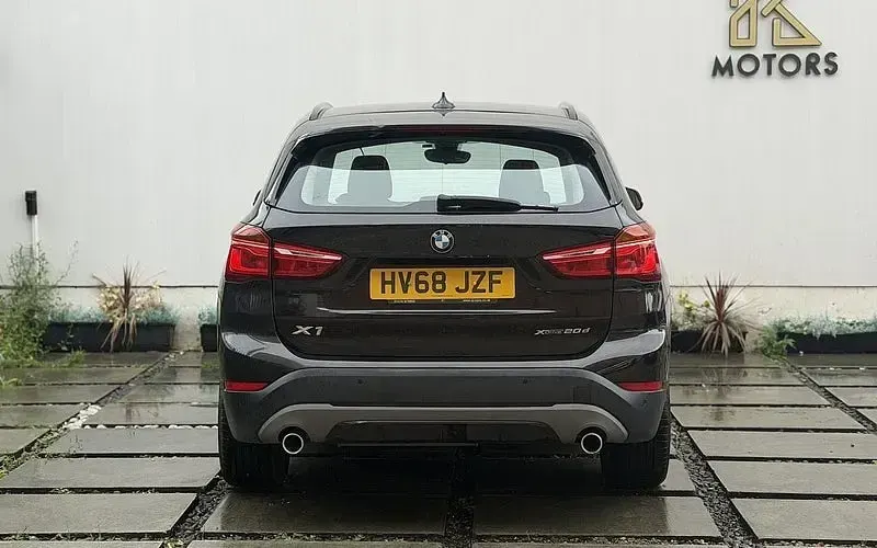 Used BMW X1 Sport Line 190 HP (139 kW) 2018 Brown SUV