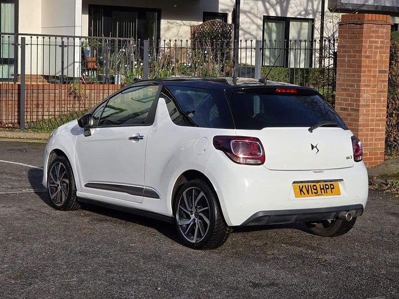 Used DS Automobiles DS3 Connected Chic 2019 White Hatchback