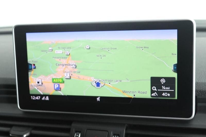 Used Audi Q5 S-Line 190 HP (139 kW) 2019 White SUV