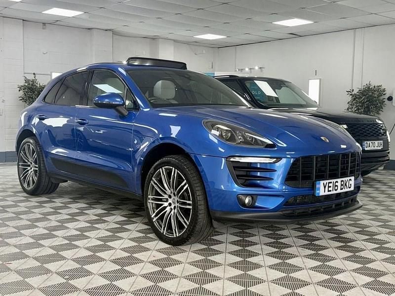 Blue Used 2016 Porsche Macan S SUV | £20,991 (Fair price) - Image 1/4