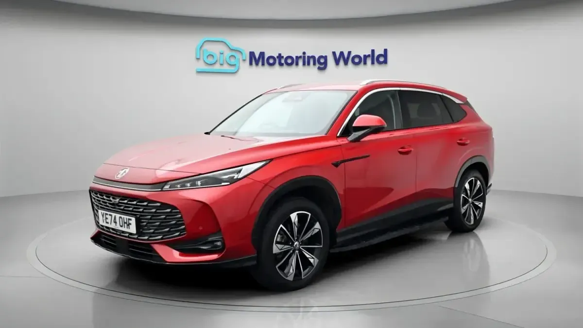 Usado MG HS Trophy 303 HP (222 kW) 2024 Vermelho SUV