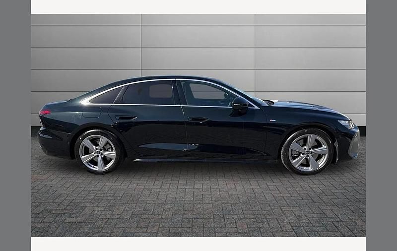 Used Audi A6 S-Line 204 HP (150 kW) 2025 Midnight green Sedan