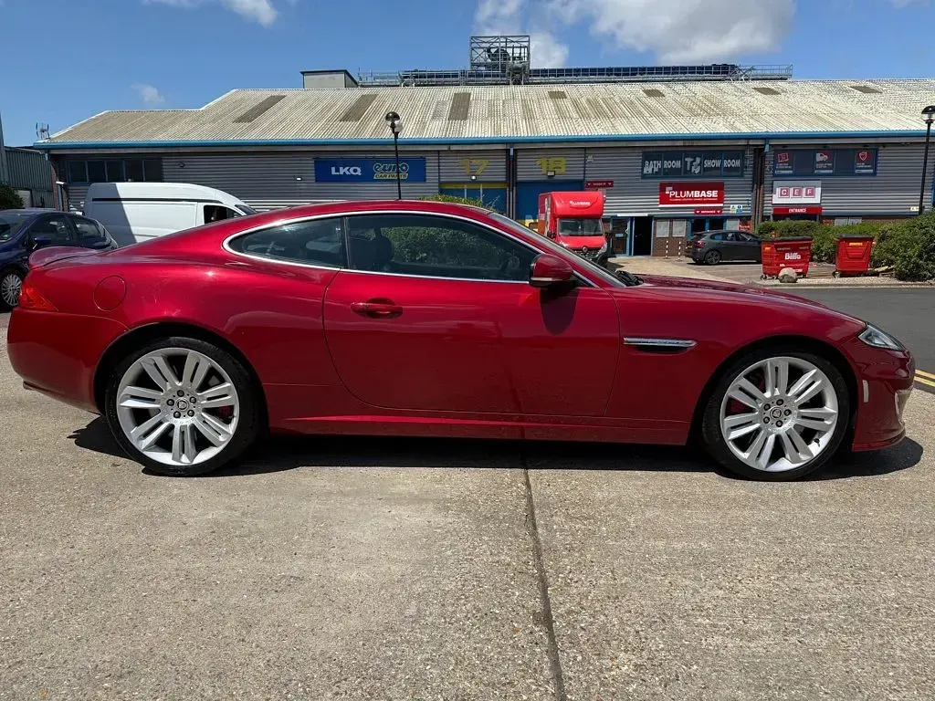 Used Jaguar XK R 503 HP (369 kW) 2012 Red Coupe
