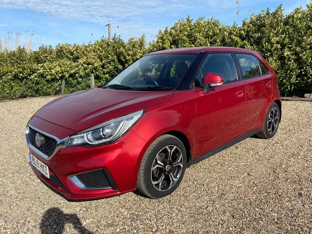 Used MG MG3 Exclusive 106 HP (77 kW) 2019 Red Hatchback