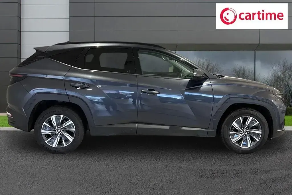 Używany Hyundai Tucson SE 150 KM (110 kW) 2022 Szary SUV