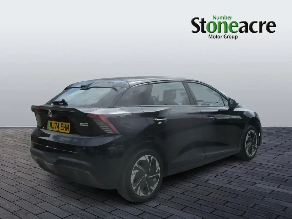 Used MG MG4 EV SE 150 kW (204 HP) 2024 Black Hatchback