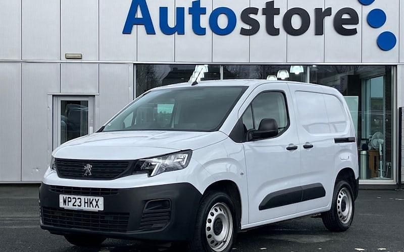 Used Peugeot Partner Premium 102 HP (75 kW) 2023 MPV