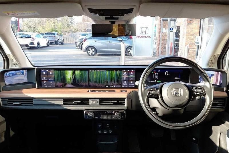 Used Honda e Advance 113 kW (154 HP) 2021 Modern steel metallic Hatchback