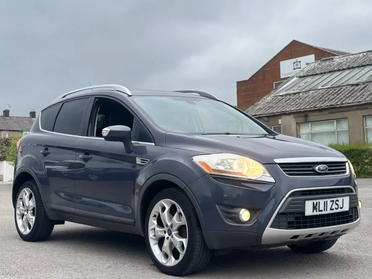Usado Ford Kuga Titanium 2011 Azul SUV