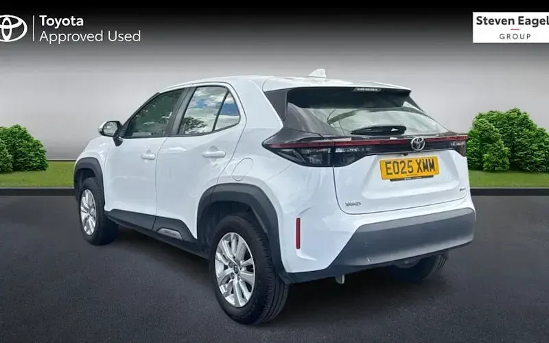 Used Toyota Yaris Hybrid 116 HP (85 kW) 2026 Estate