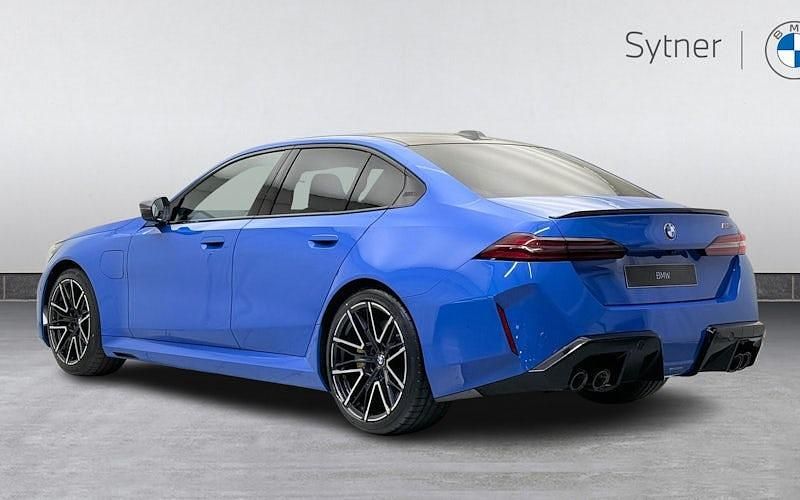 New BMW M5 727 HP (534 kW) 2026 Sedan