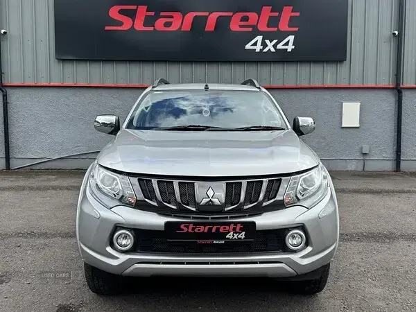 Used Mitsubishi L200 181 HP (133 kW) 2018 Silver Pickup