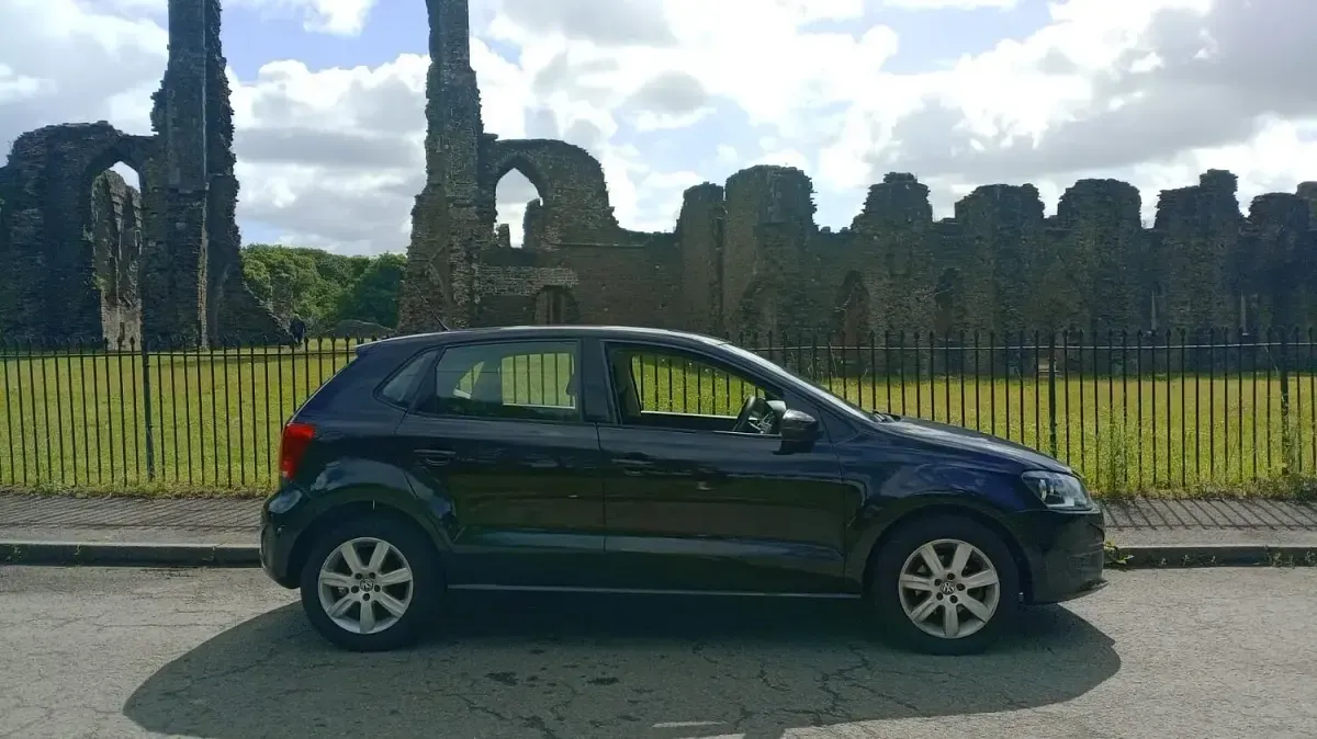 Used VW Polo SE 83 HP (61 kW) 2011 Black Hatchback