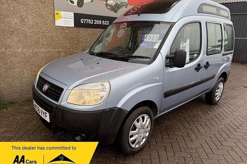 Used Fiat Doblò Active 2008 Blue MPV