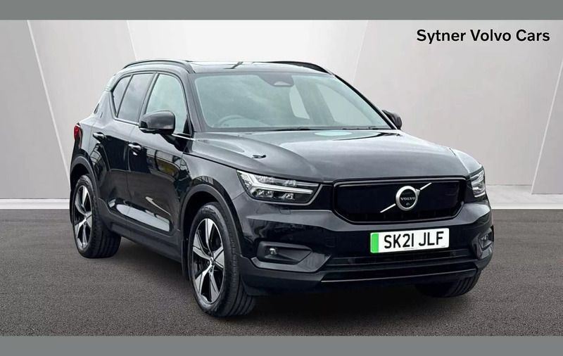 Green Used 2021 Volvo XC40 R-Design SUV | £24,500 - Image 1/4