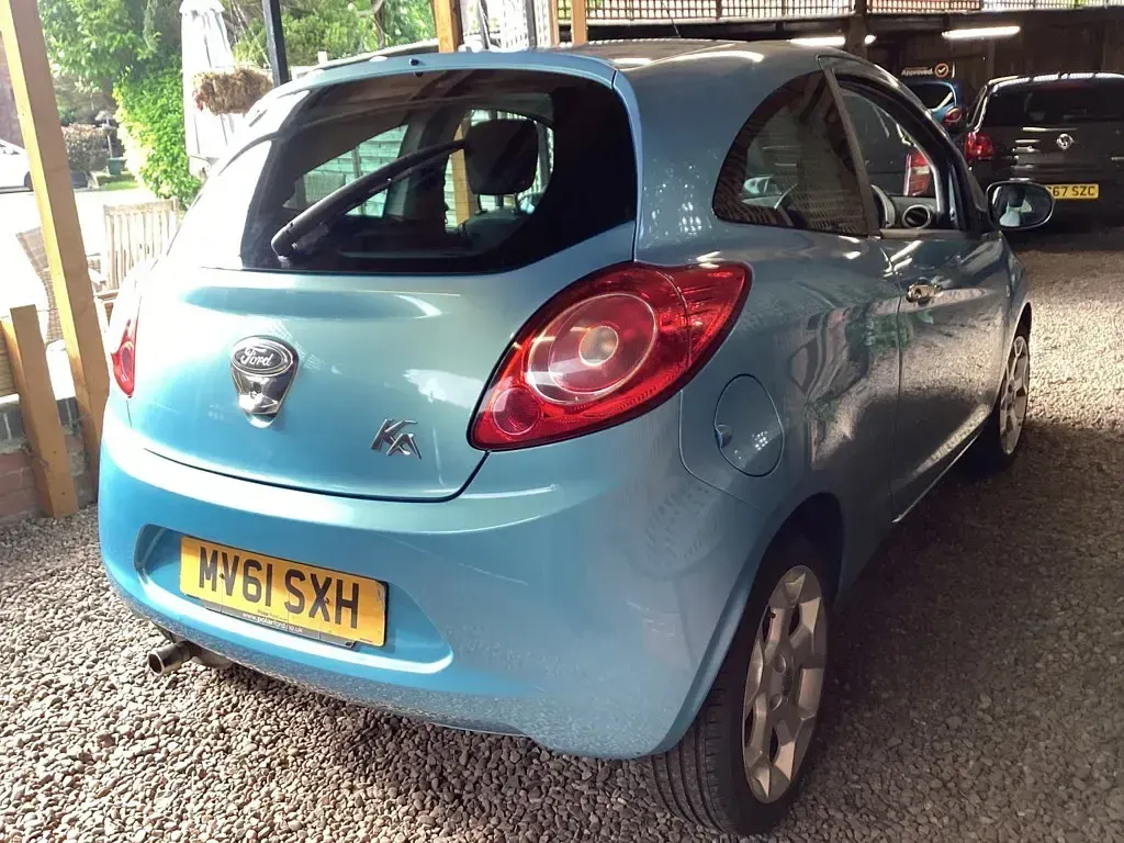 Used Ford Ka Titanium 69 HP (50 kW) 2011 Blue Hatchback
