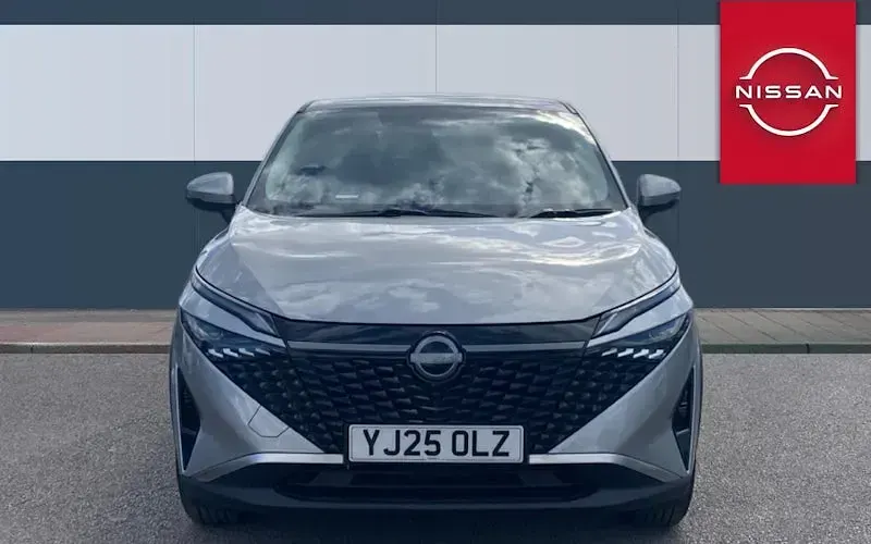 New Nissan Qashqai Acenta Premium 140 HP (102 kW) 2025 Silver SUV