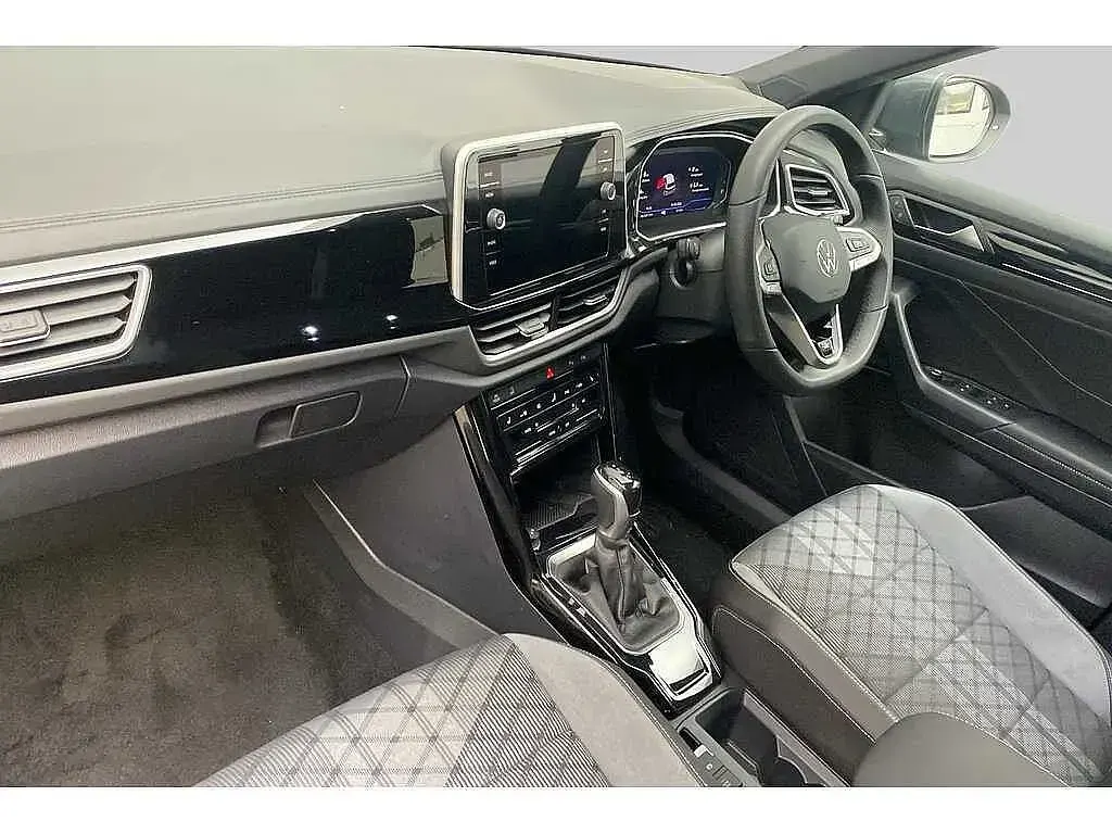 Used VW T-Roc R-line 150 HP (110 kW) 2025 Grey SUV