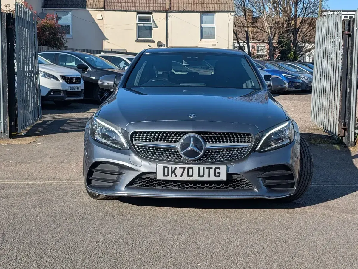 Used Mercedes C220 AMG Line Premium 194 HP (142 kW) 2021 Grey Sedan