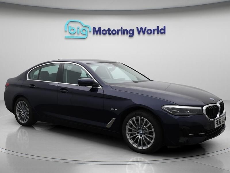 Blue Used 2022 BMW 530e Sedan | £24,300 (Good price) - Image 1/4