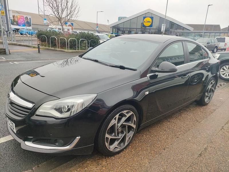 Used Vauxhall Insignia Edition 170 HP (125 kW) 2016 Black Hatchback