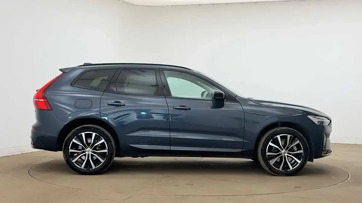 Usado Volvo XC60 Ultra 2025 Azul SUV