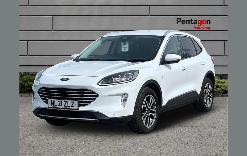 Used Ford Kuga Titanium 120 HP (88 kW) 2021 White SUV