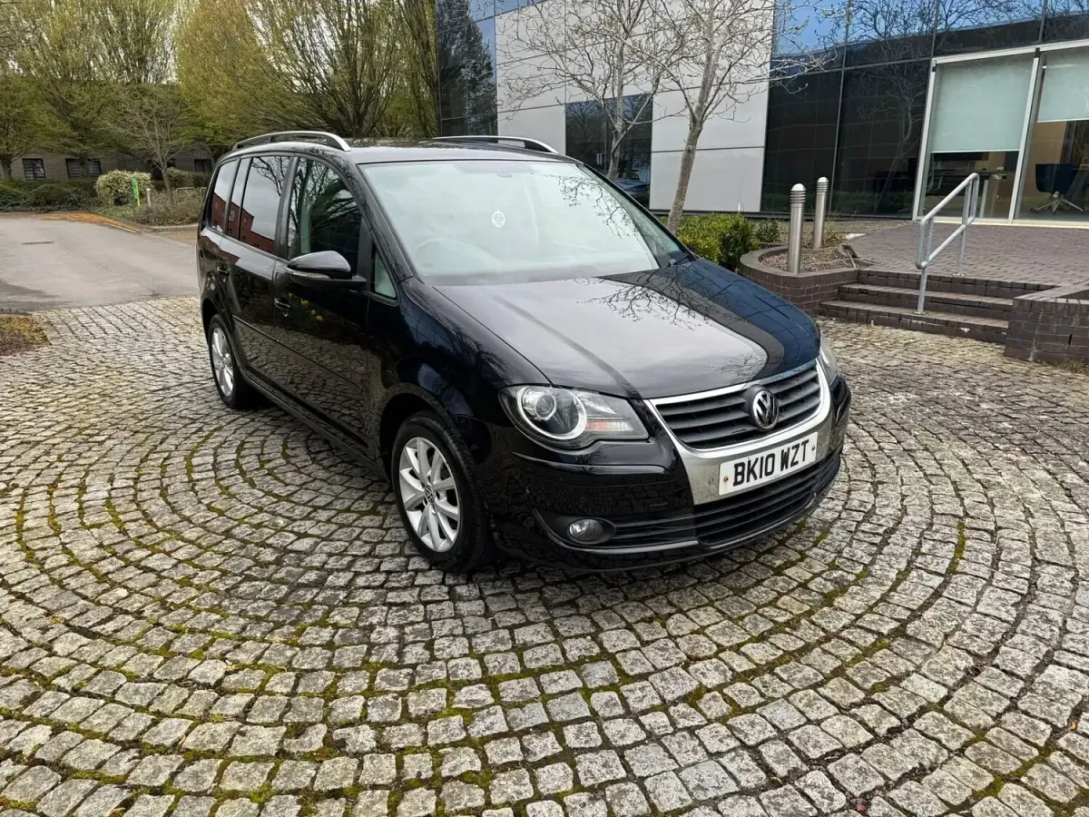 Used VW Touran Match 2010 Black MPV